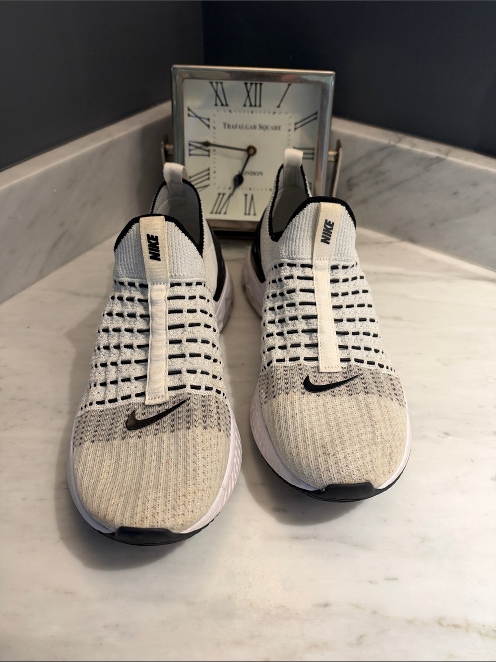 Nike Mens Slip-On Knit Sneakers in White and Black